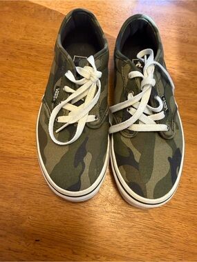 Fairly new Vans Kids Camo Canvas Sneakers - Olive Green with White